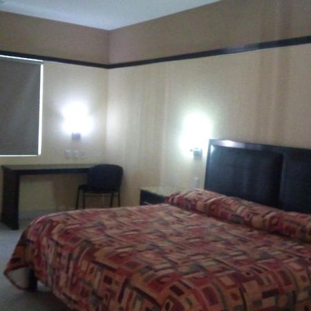 Jalyd Inn Irapuato Exterior photo